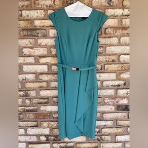 White House Black Market Green Sheath Dress Cap Sleeve Crew Neck